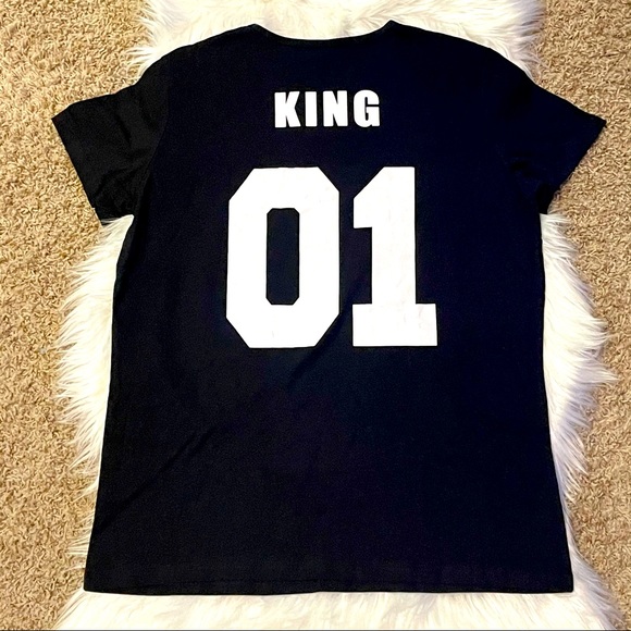 King T-Shirt - Picture 1 of 4